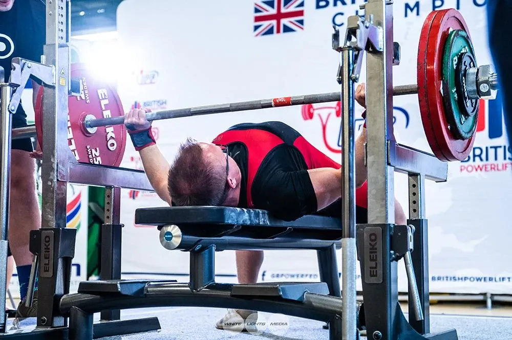 Andrew setting up under the bar for his 150 kg opening attempt